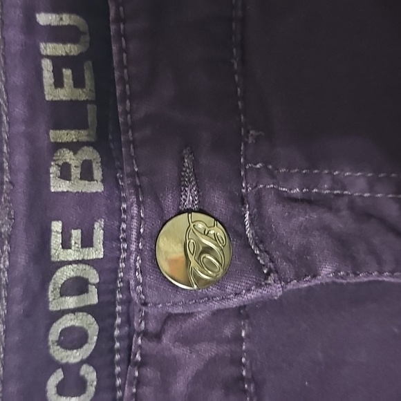 Code Bleu Women's Dark Purple Jeans Beaded And Embroidered Fleur De Lis - Picture 6 of 10